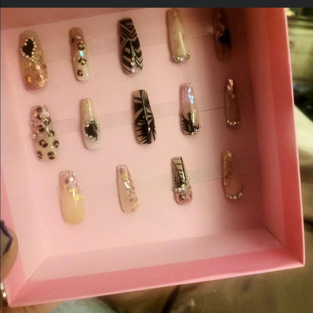 Custom nails made! One of a kind